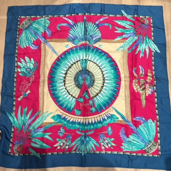 Authentic VINTAGE HERMES SQUARE SILK SCARF - Picture 3 of 8